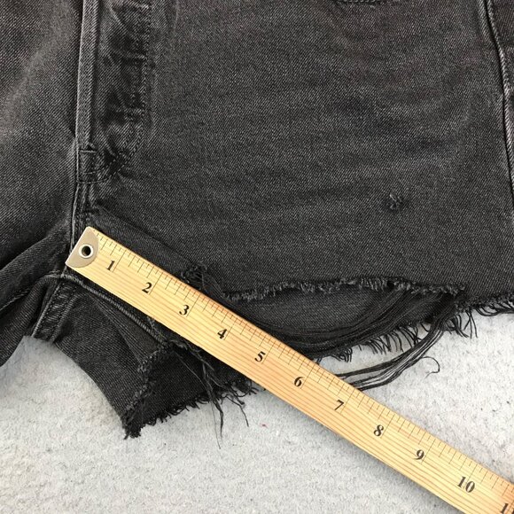 Vintage LEVIS Black Distressed Cutoff Denim Shorts 31 - Picture 9 of 14